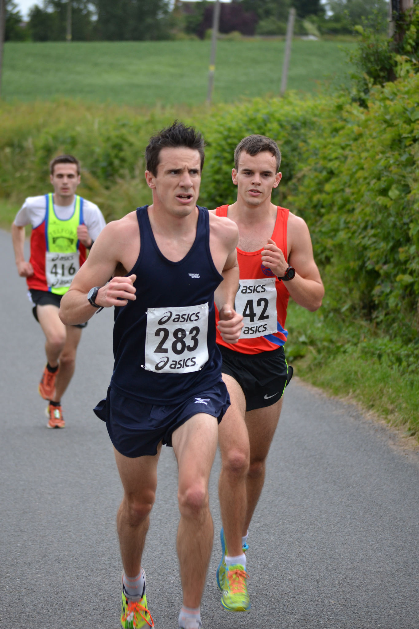 The first B&R finisher was Adam Peacock in second place with a time of 33'51"